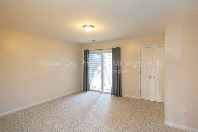 Building Photo - 118 Darley Dale Loop
