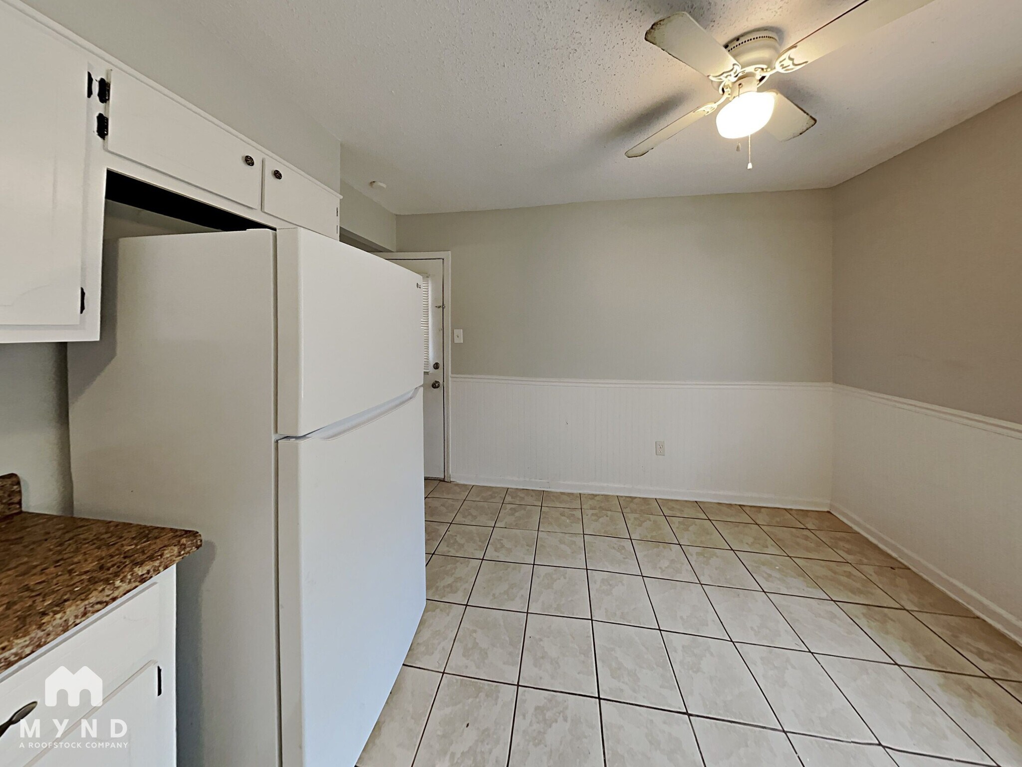 Building Photo - 5021 Woody Cove