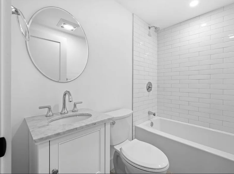 Building Photo - 238 Norfolk St