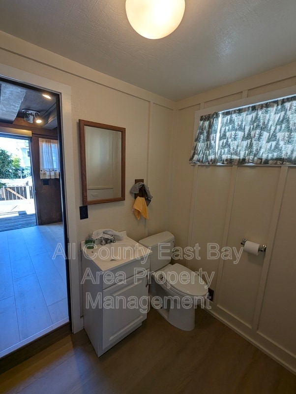 Building Photo - 1529 Josephine St