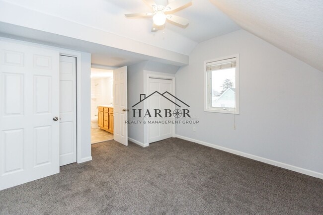 Building Photo - 27 8th St NW