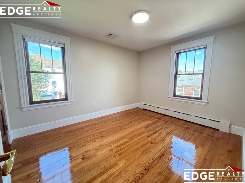 Building Photo - 46 Gerrish St