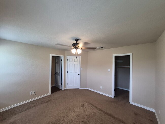 Building Photo - 6304 Attucks Ln