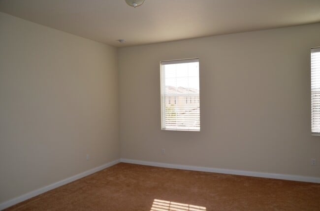 Building Photo - 3BD/3BA Townhouse in Village Walk of Lake Nona — 2-Car Garage | Gated Community