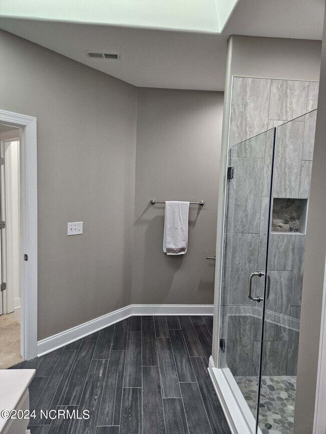 Building Photo - 816 Greystone Ct