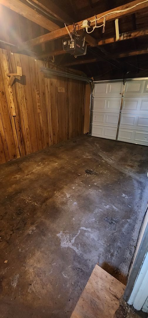 Building Photo - Charming 2-bedroom, 1-bathroom home located in the heart of Kansas City, MO