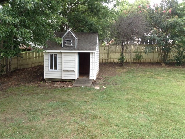 Building Photo - 5429 Apple Glen Drive