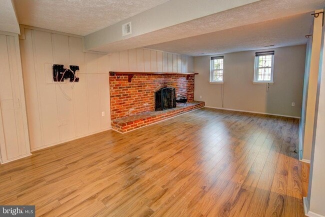 Building Photo - 311 Beech St