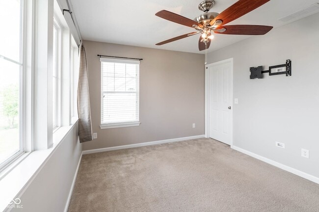 Building Photo - 1325 Brentford Ln