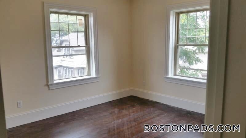 Building Photo - 29 Commonwealth Terrace