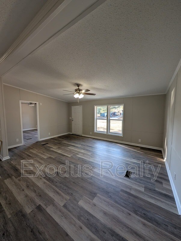 Building Photo - 832 Brooks Mangum Rd