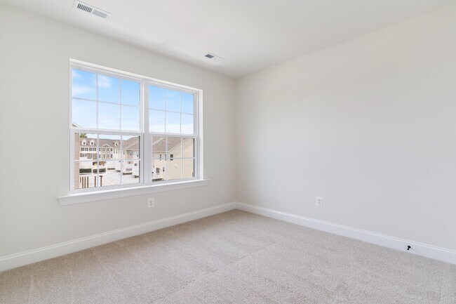 Building Photo - 95 Potomac Ct