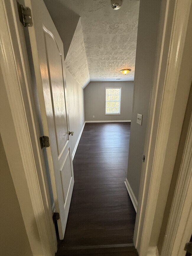 Building Photo - 4304 E Barcelona Way