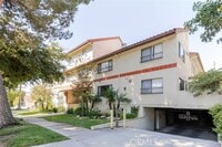 Building Photo - 1043 Thompson Ave