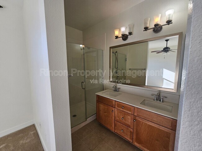 Building Photo - 209 Westpark Ct