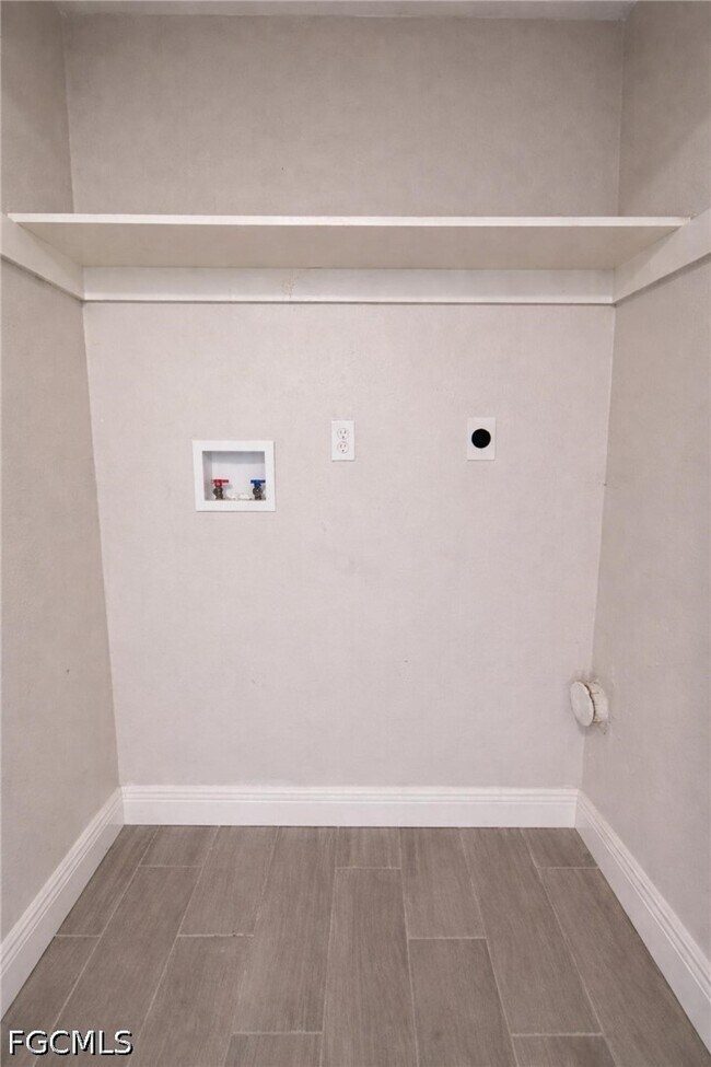 Building Photo - 5451 Eleventh Ave