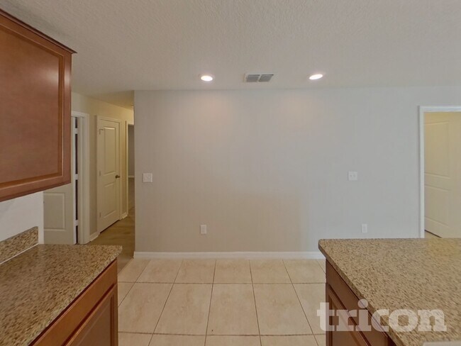 Building Photo - 10923 Rainbow Pyrite Dr