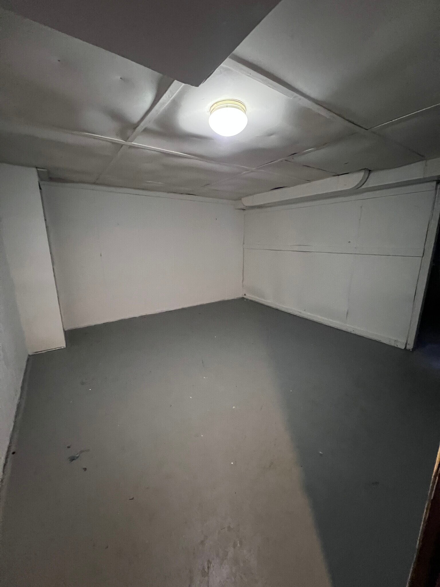 Building Photo - 1985 N Harrison Rd