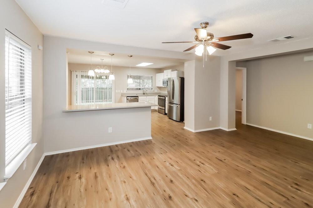 Building Photo - 1012 Aransas Cove