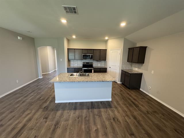 Building Photo - 929 Alton Dr