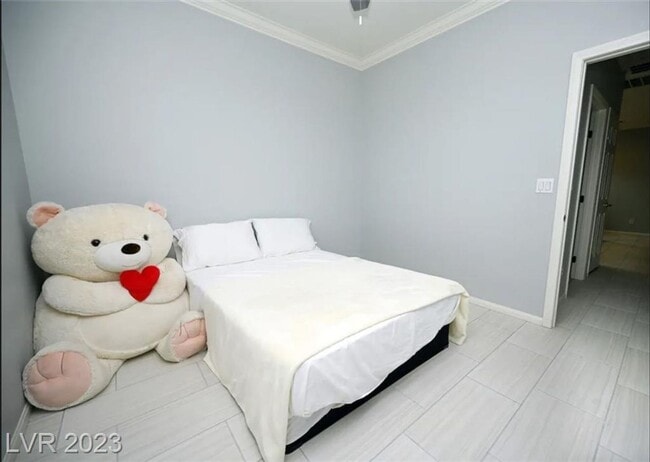 Building Photo - BEAUTIFUL HOME IMMACULATE AND READY TO MOVE-IN