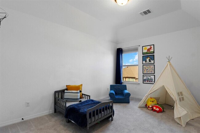 Building Photo - 2233 Santa Isabella Dr