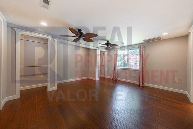 Building Photo - Exceptional Single-Story Living with Fenced Yard in Streetsboro