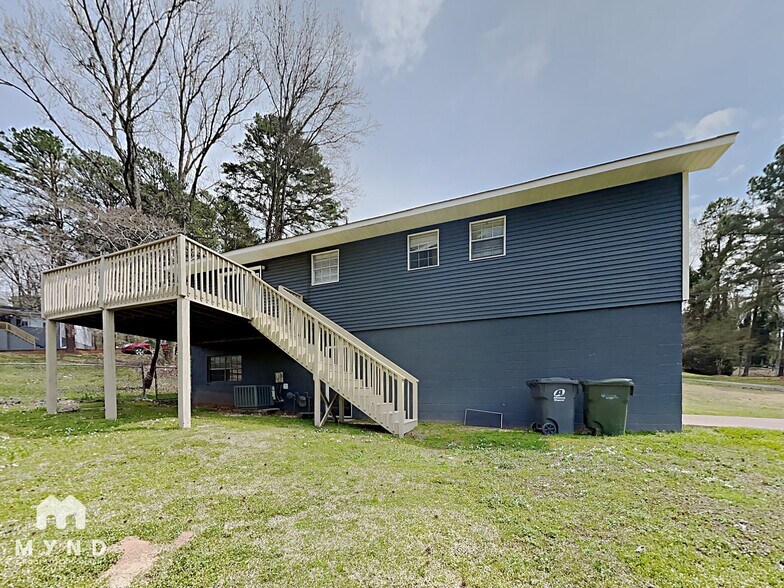 Building Photo - 808 Windover Pl