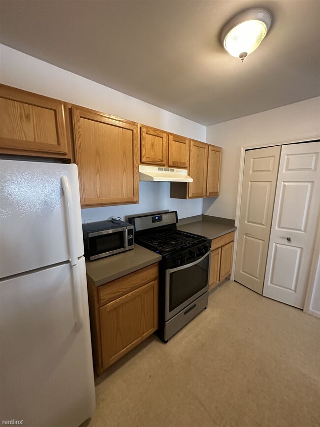 Building Photo - 2 br, 2 bath Condo - 2253 South Main Stree...