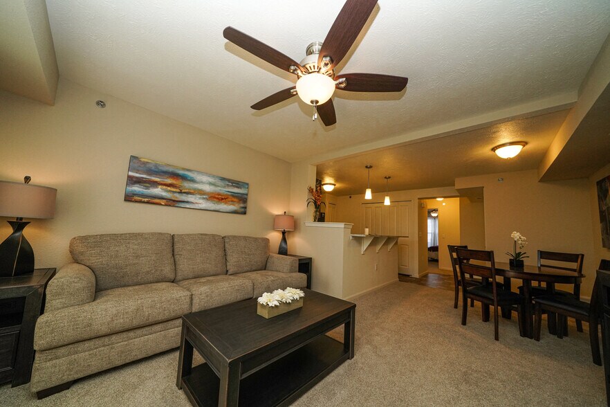 Andover Pointe Apartment Homes 13106 Chandler Rd Omaha NE 68138