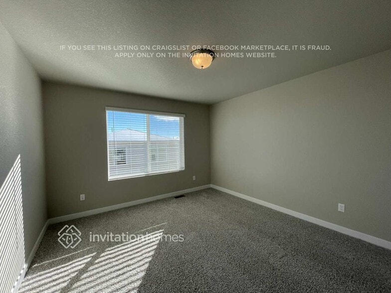 Building Photo - 13573 Arriba Dr