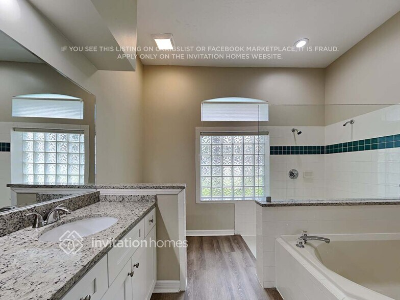 Building Photo - 874 Shoshone Ln