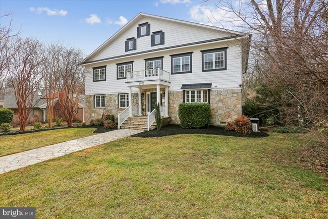 Building Photo - 4902 De Russey Pkwy