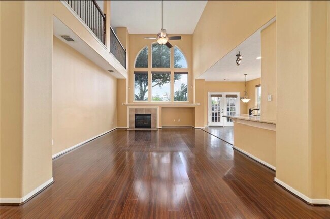 Building Photo - 2218 Laurel Birch Dr