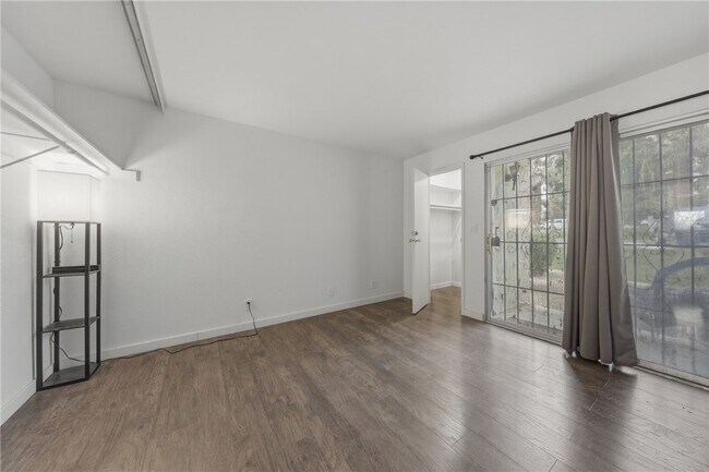 Building Photo - 64291 Spyglass Ave