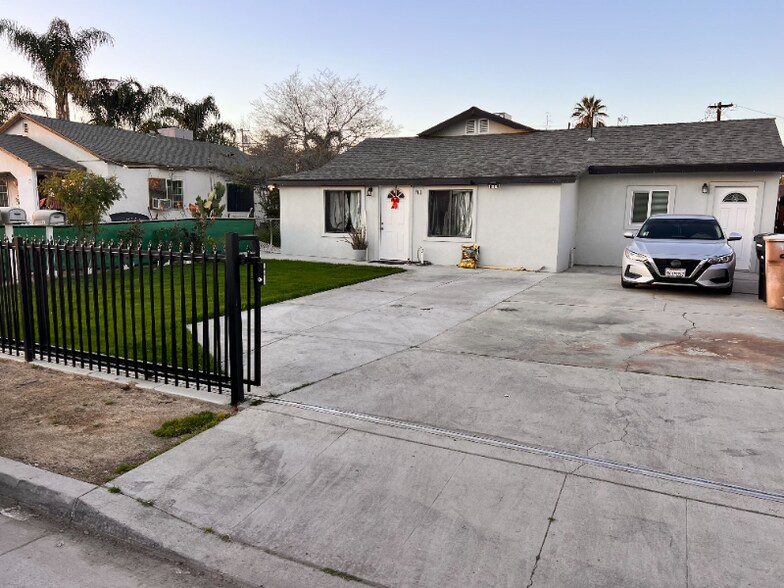 Building Photo - 912 31st St