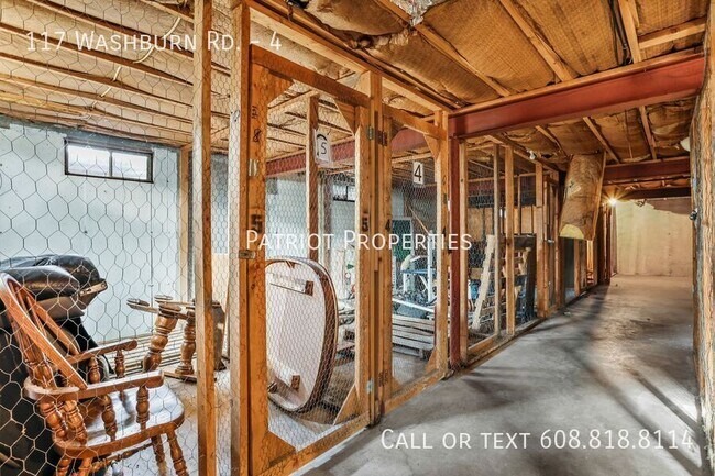 Building Photo - 117 Washburn Rd