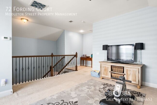 Building Photo - 72 Fording Ct
