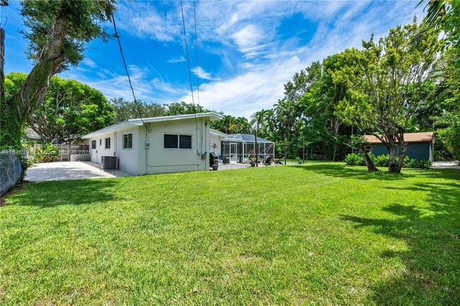 Building Photo - 13800 SW 78th Pl
