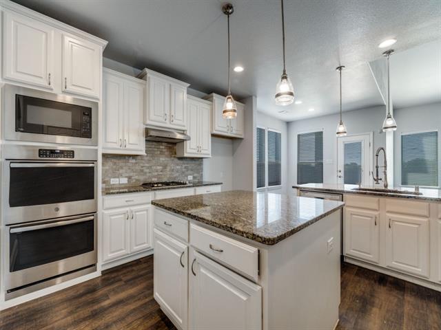 Building Photo - 2523 Linwood Dr