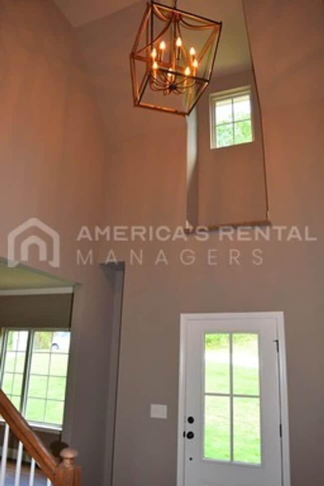 Building Photo - Home Available For Rent in Trussville - Available to View Now!!!