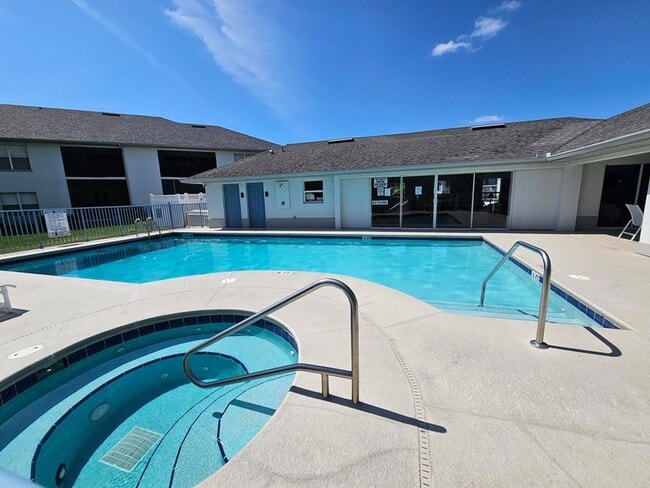 Building Photo - 180 Portside Ave