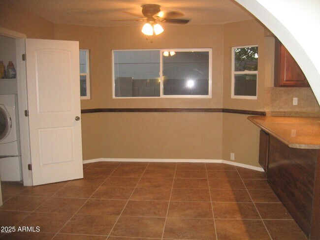 Building Photo - 20832 N 17th Ave