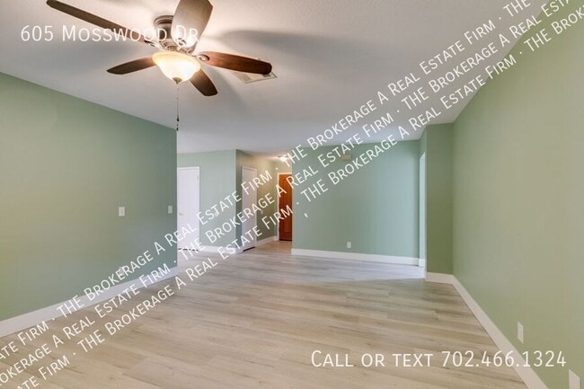 Building Photo - 605 Mosswood Dr