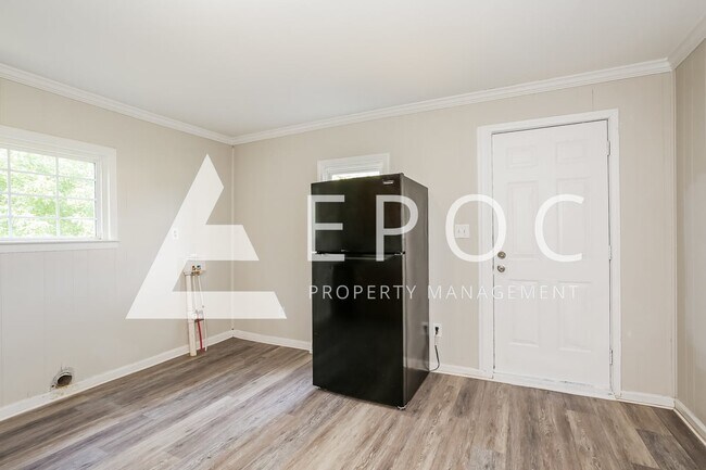 Building Photo - 408 Motsinger Rd