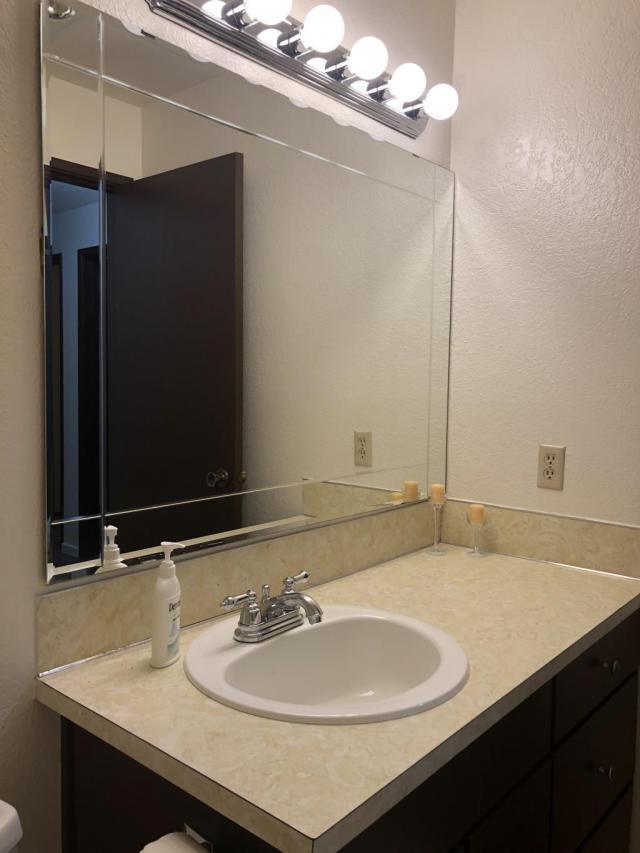 Building Photo - 1 bedroom in Seattle WA 98106