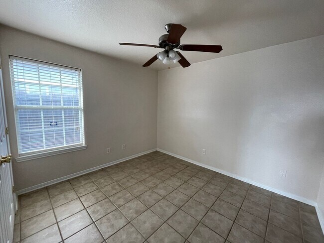 Building Photo - 3-Bedroom House for Rent in Killeen, TX