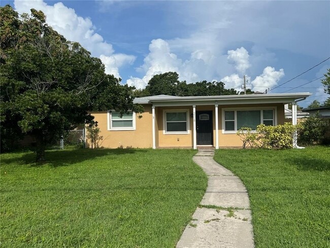 Building Photo - 208 N Glen Ave