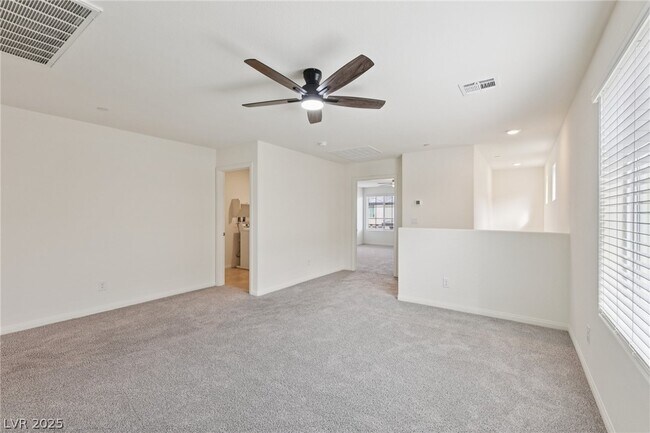 Building Photo - 10971 Meridian Flds Ave