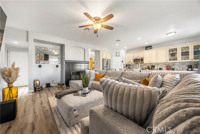 Building Photo - 10159 Julianne Ave